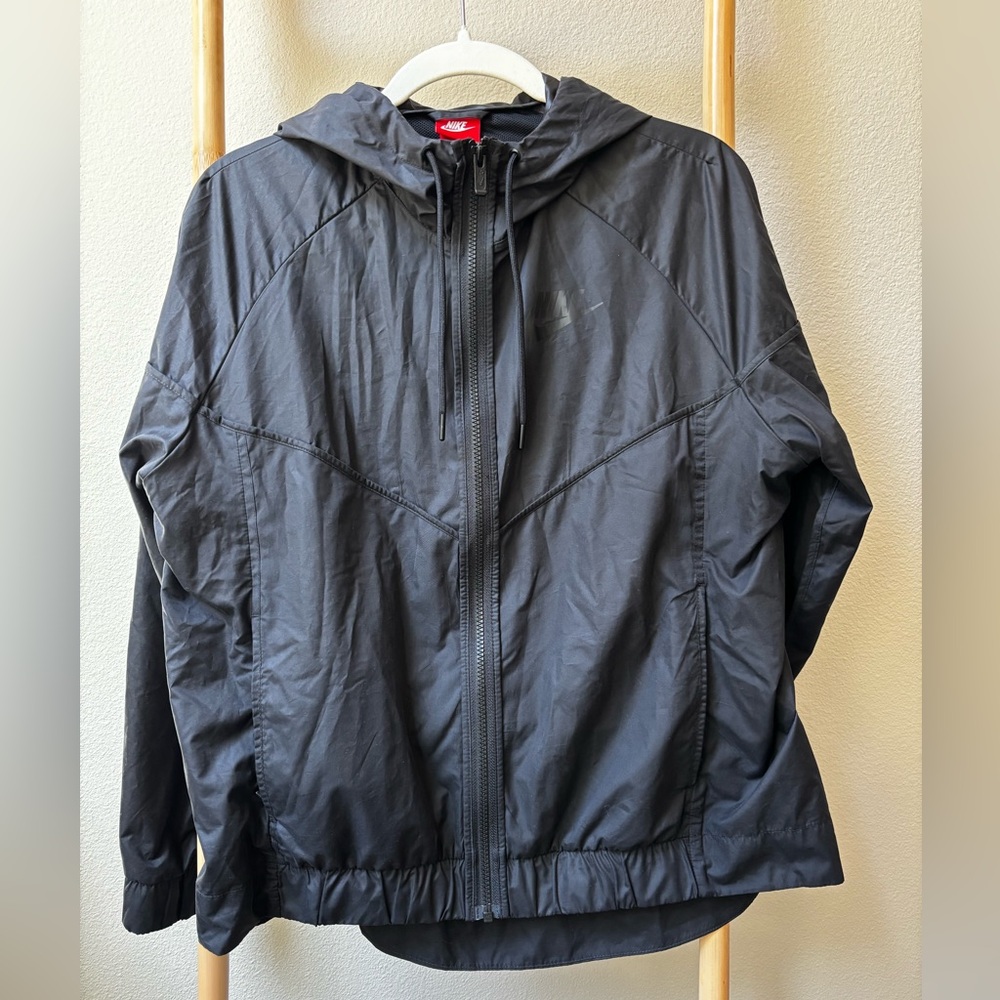 Nike Women's Black Hooded Windbreaker Jacket